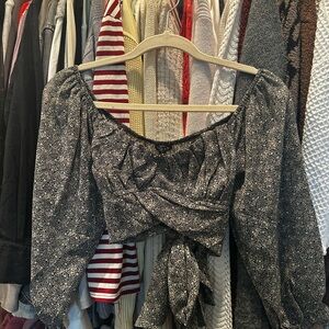 Cropped Long Sleeve Tied Back - Size S